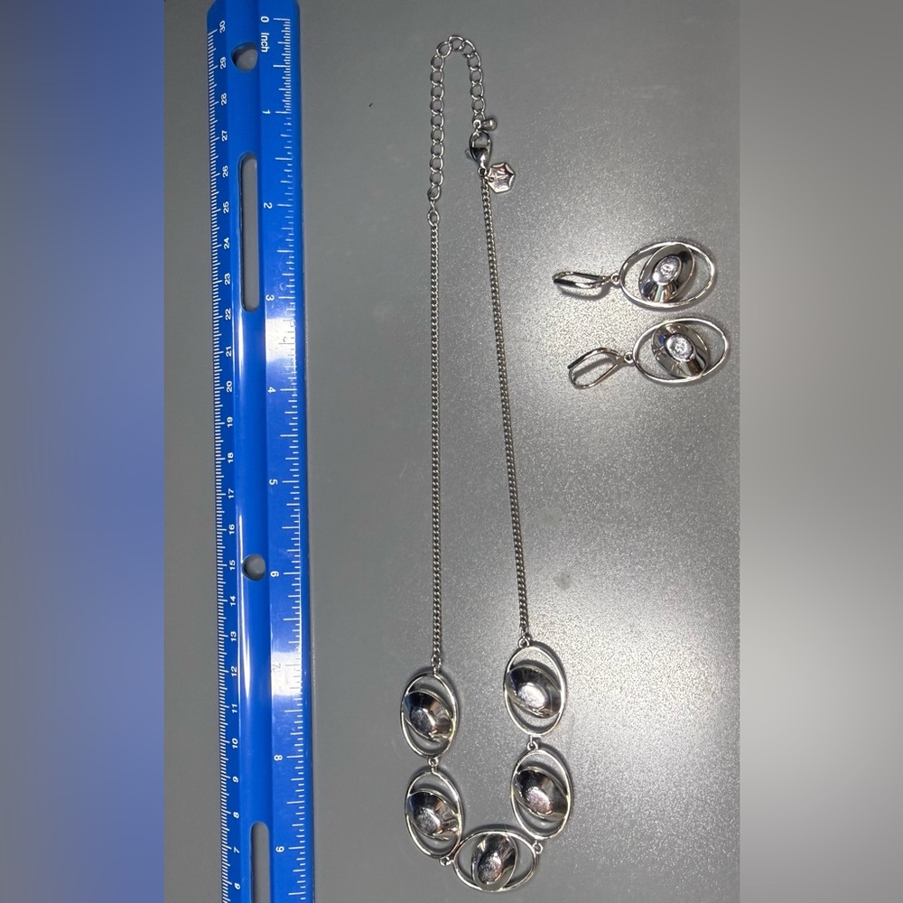 Touchstone Crystal In Rotation Necklace & Earrings Set - Picture 10 of 11